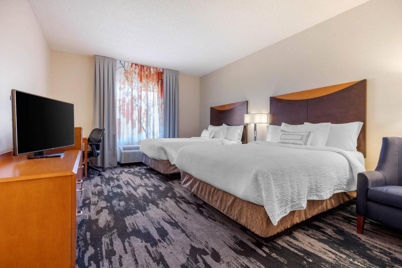 | Fairfield Inn & Suites by Marriott Rockford