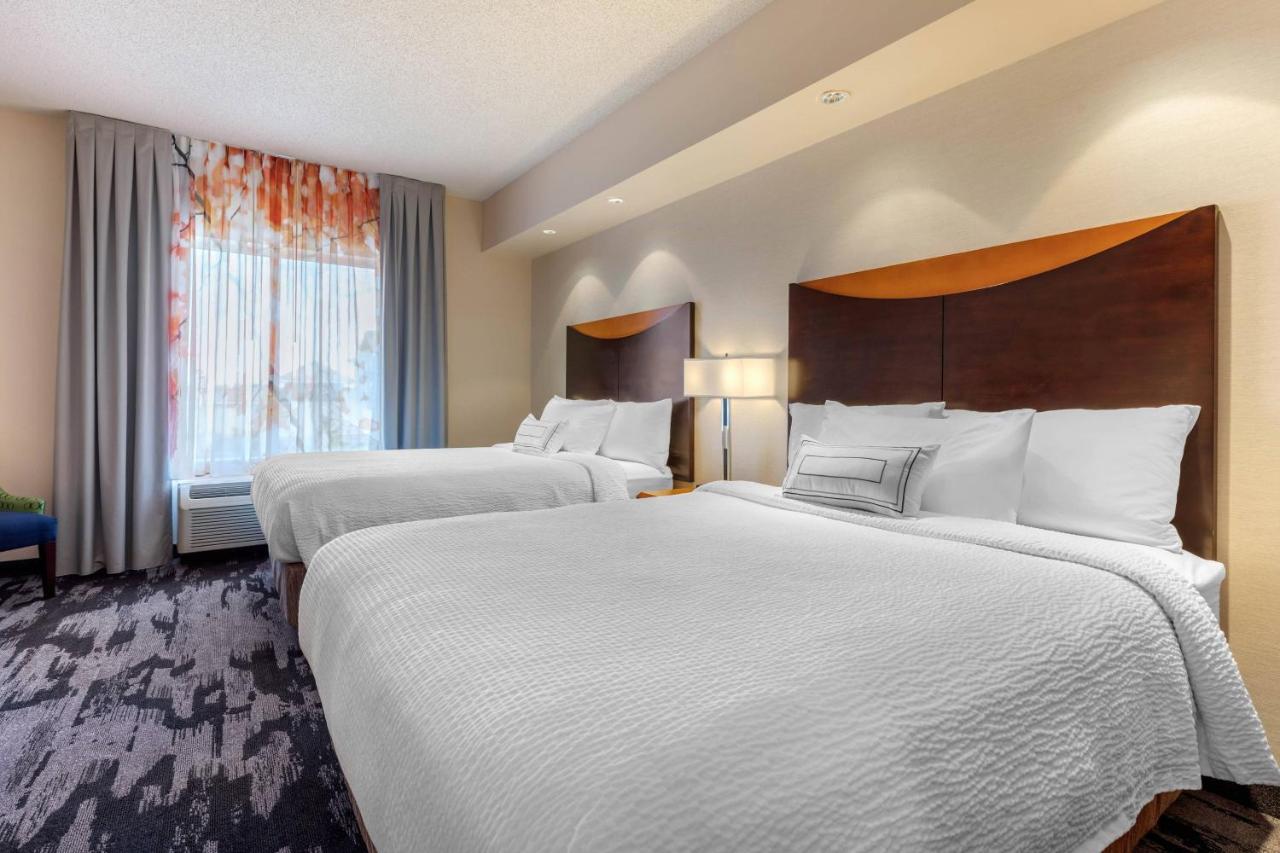 | Fairfield Inn & Suites by Marriott Rockford