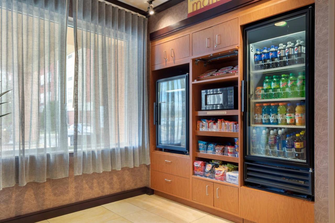 | Fairfield Inn & Suites by Marriott Rockford