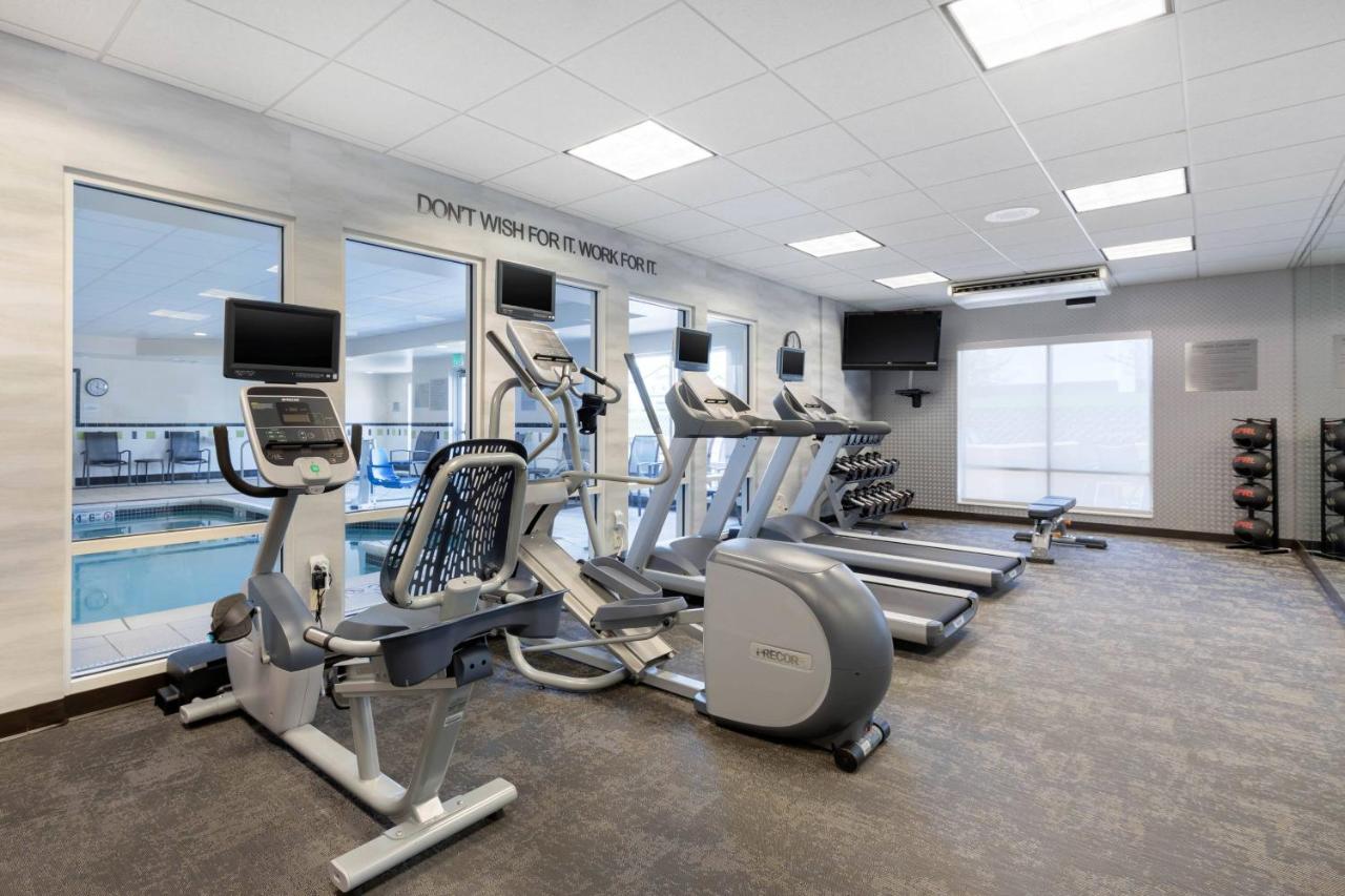 | Fairfield Inn & Suites by Marriott Rockford