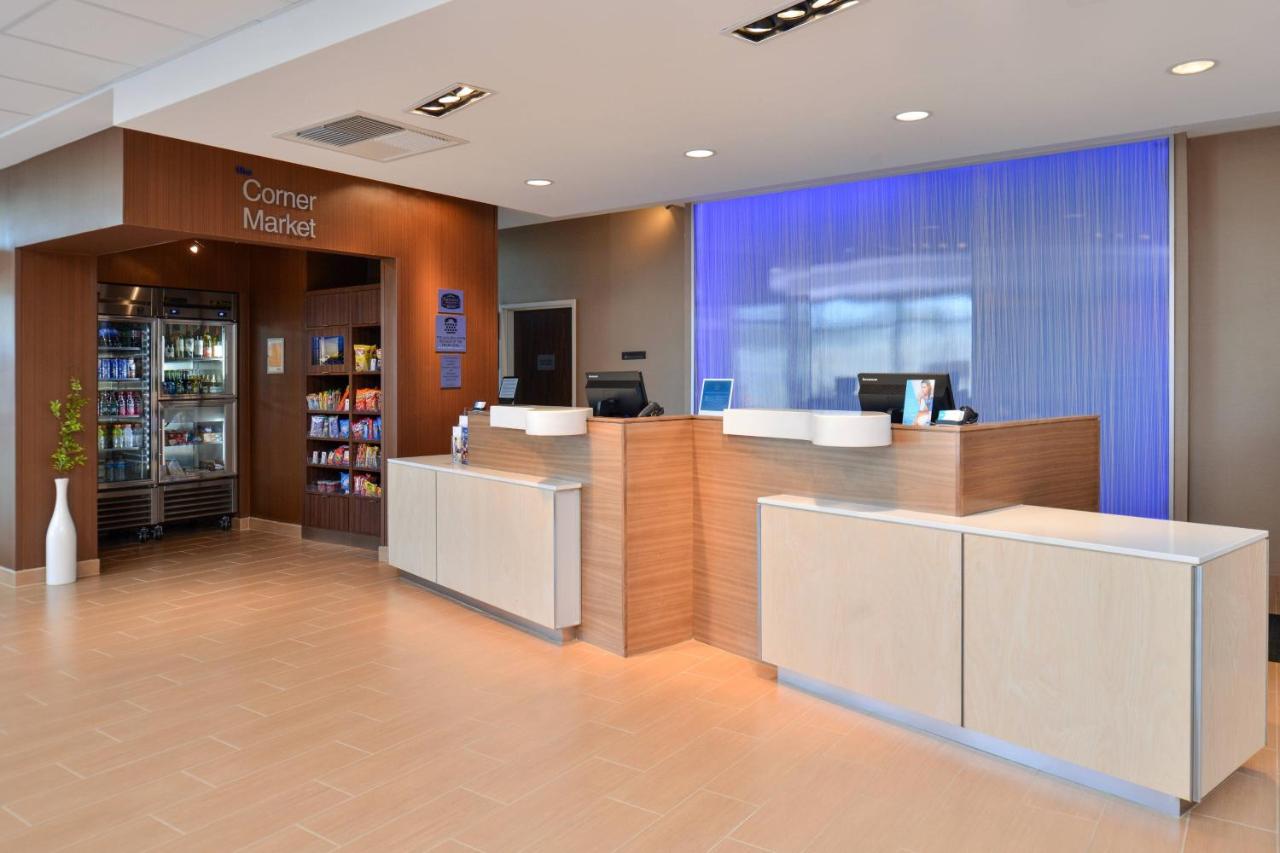 | Fairfield Inn & Suites Sacramento Airport Woodland