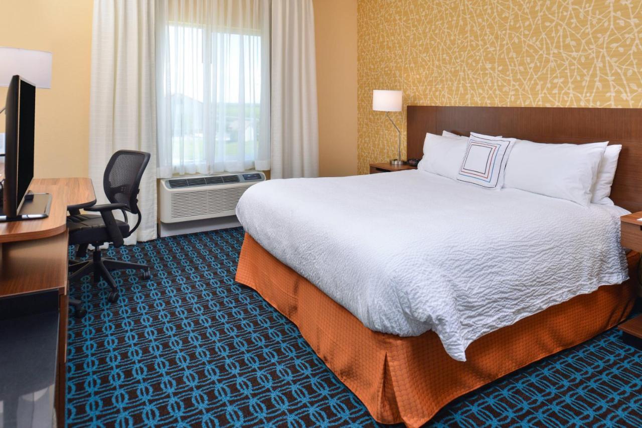 | Fairfield Inn & Suites Sacramento Airport Woodland