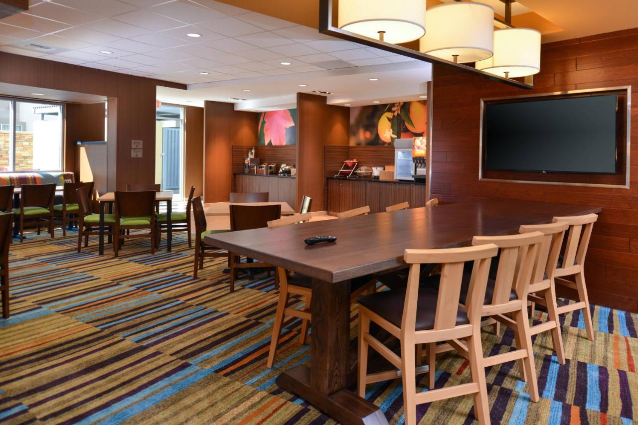 | Fairfield Inn & Suites Sacramento Airport Woodland