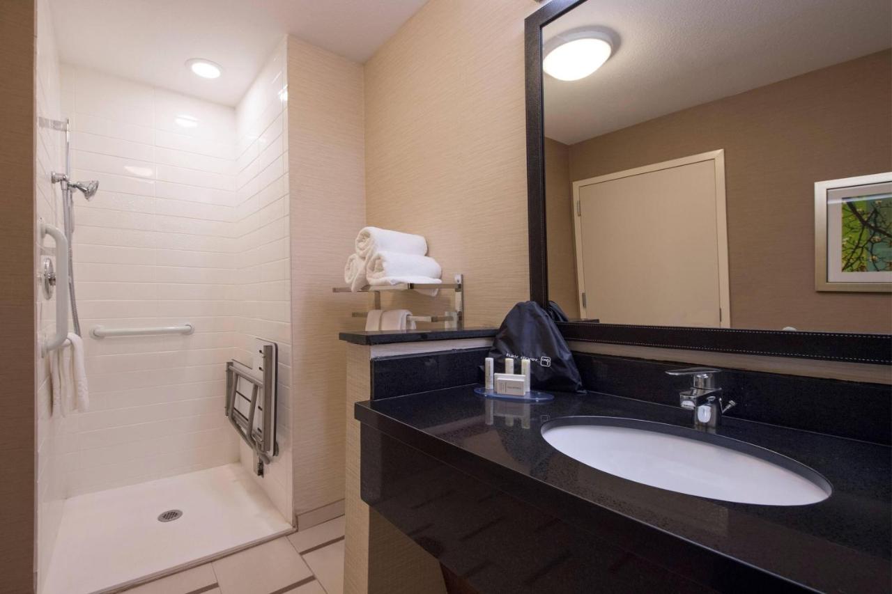| Fairfield Inn & Suites by Marriott Lynchburg Liberty University