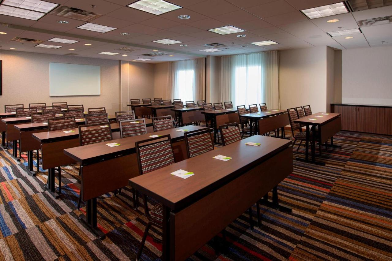 | Fairfield Inn & Suites by Marriott Lynchburg Liberty University