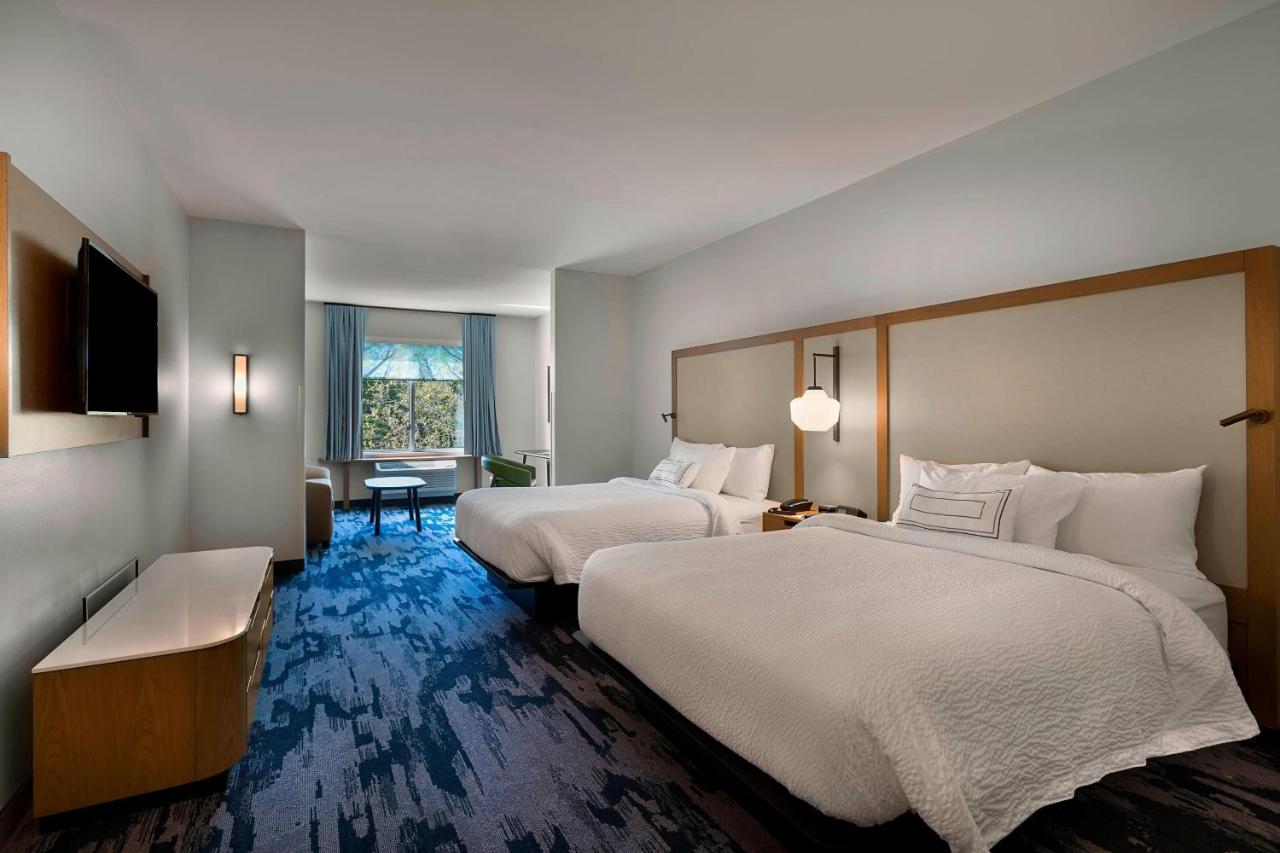 | Fairfield Inn & Suites by Marriott Shelby