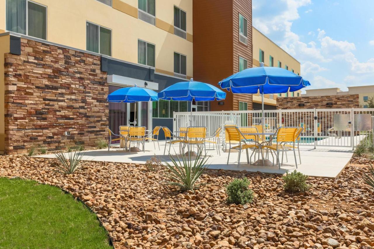 | Fairfield Inn & Suites Cotulla