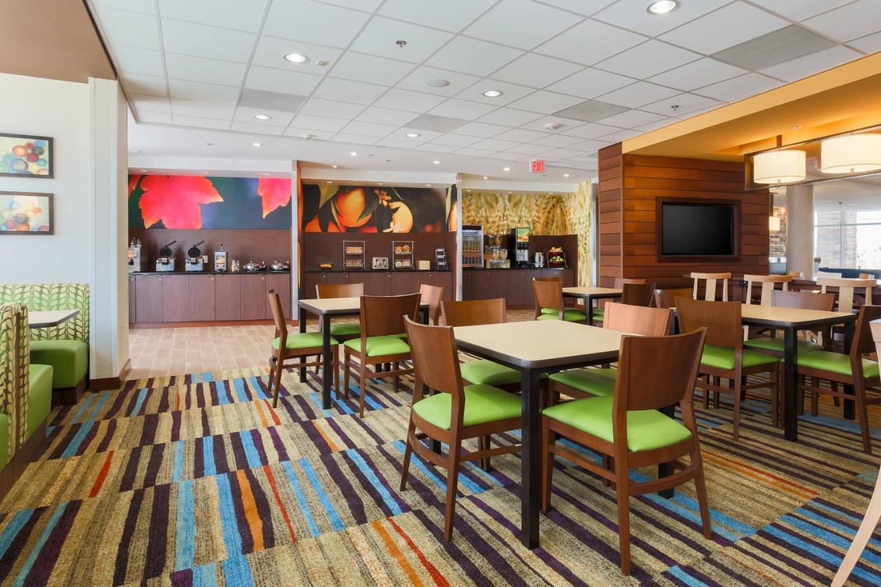 | Fairfield Inn & Suites Cotulla