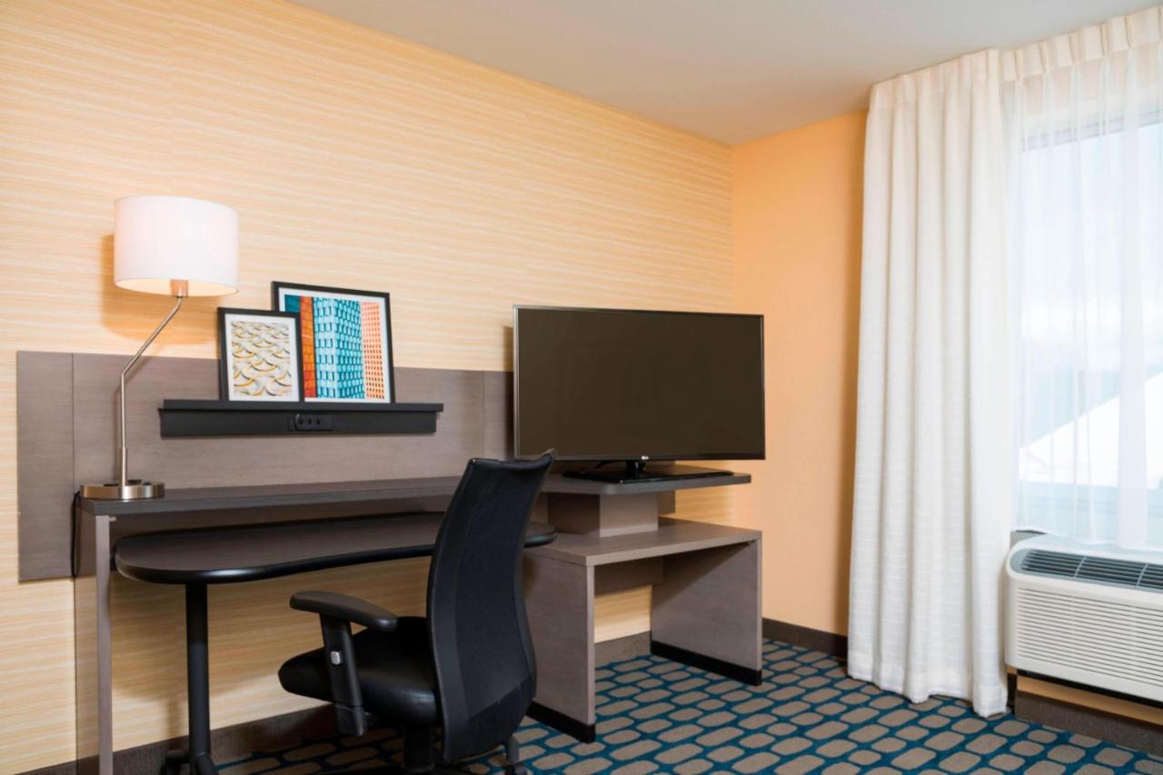 | Fairfield Inn & Suites Medina