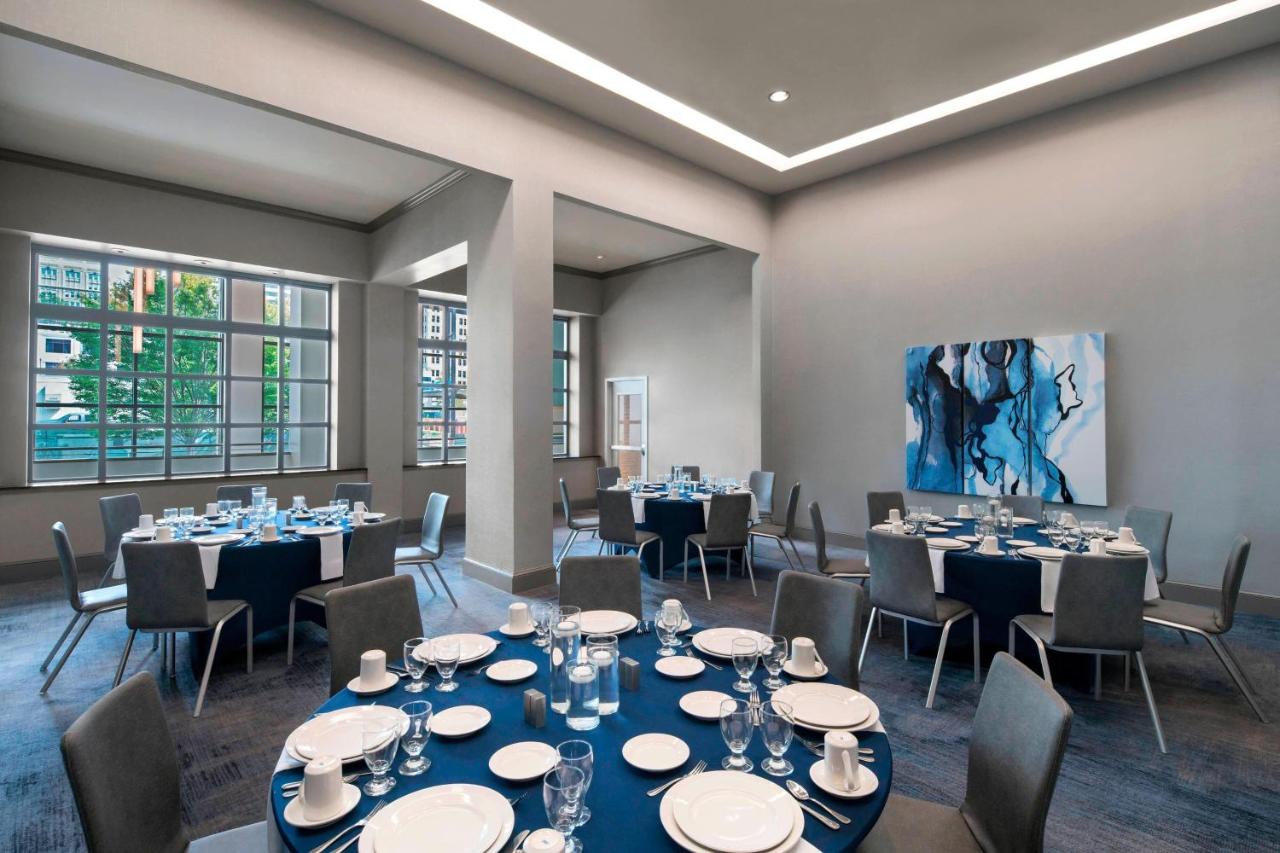 | Delta Hotels by Marriott Richmond Downtown