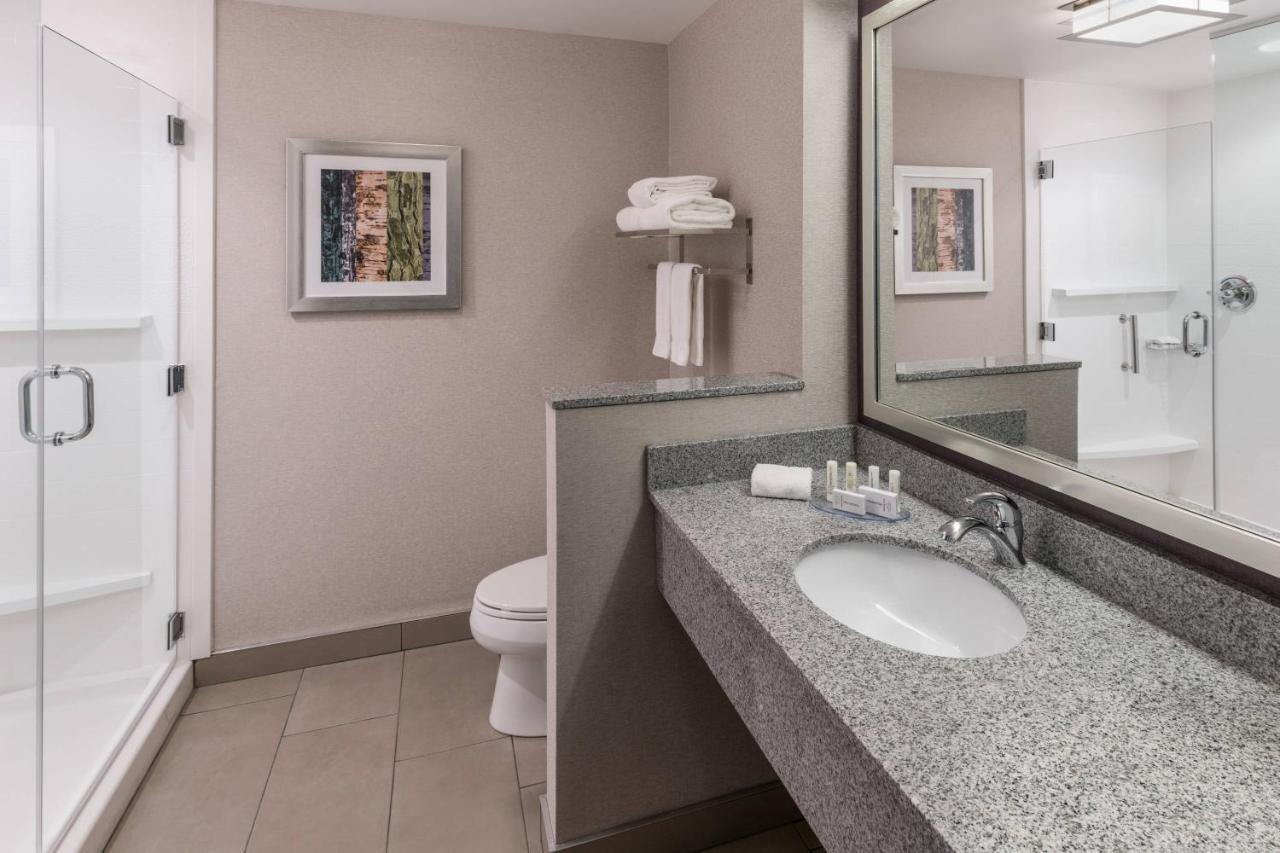 | Fairfield Inn & Suites by Marriott Chicago Schaumburg
