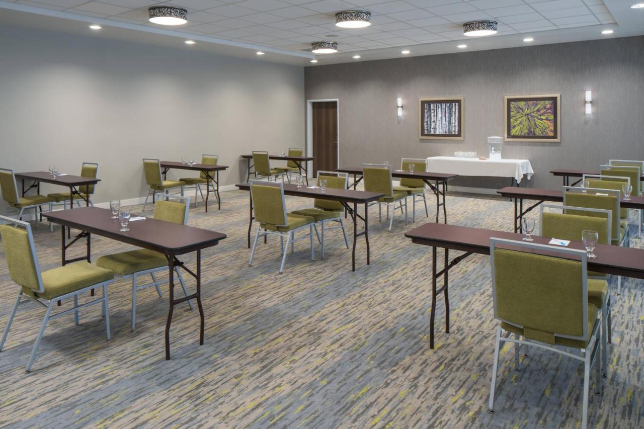 | Fairfield Inn & Suites by Marriott Chicago Schaumburg