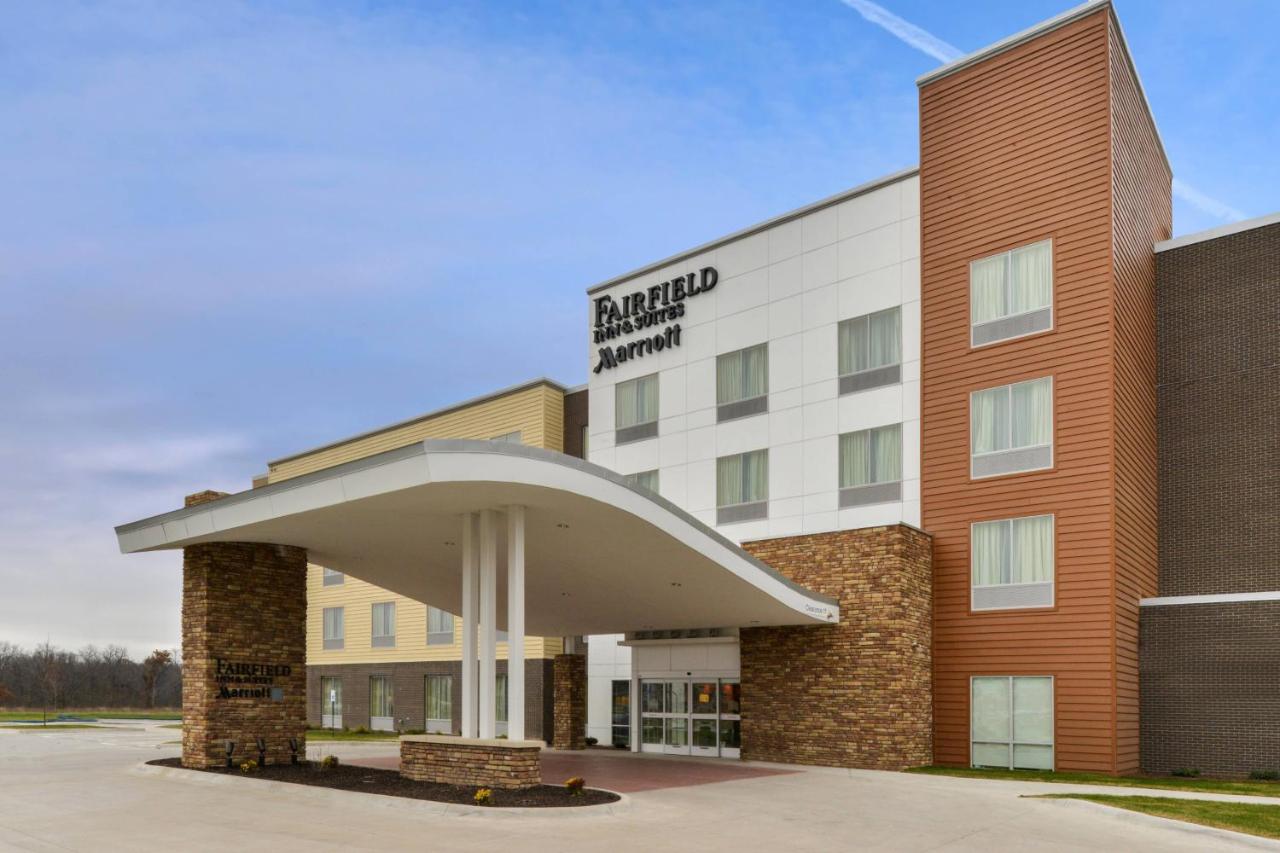| Fairfield Inn & Suites by Marriott Coralville