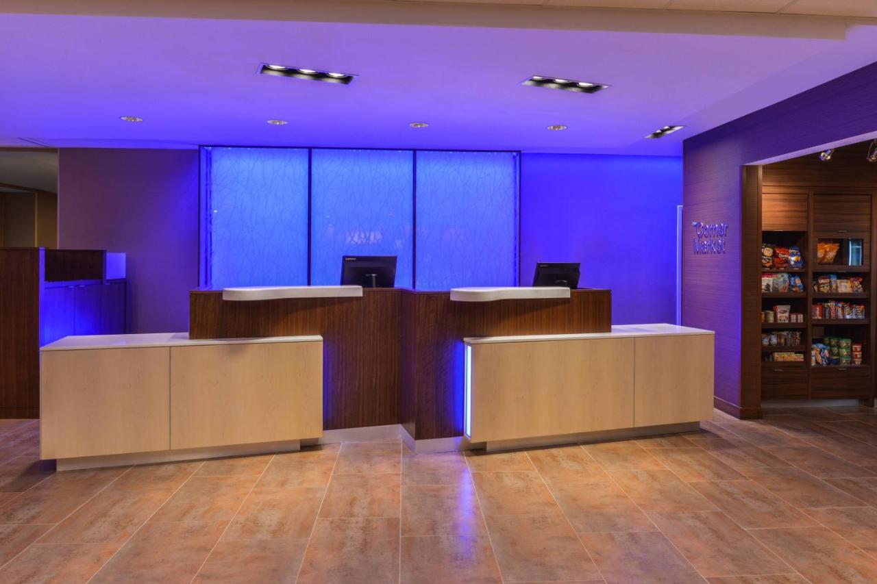 | Fairfield Inn & Suites by Marriott Coralville