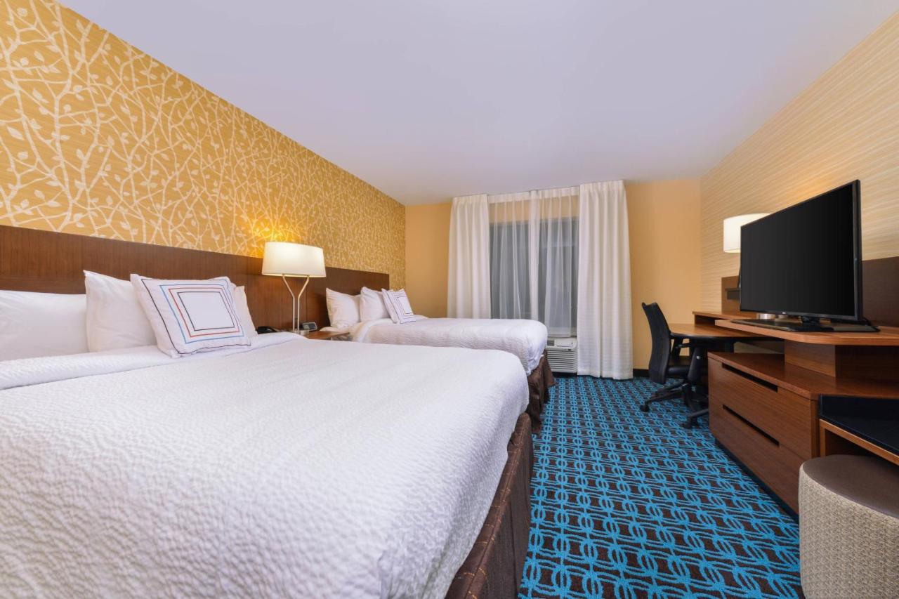 | Fairfield Inn & Suites by Marriott Coralville