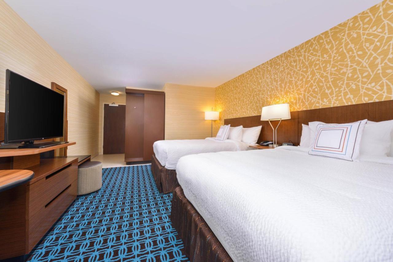 | Fairfield Inn & Suites by Marriott Coralville
