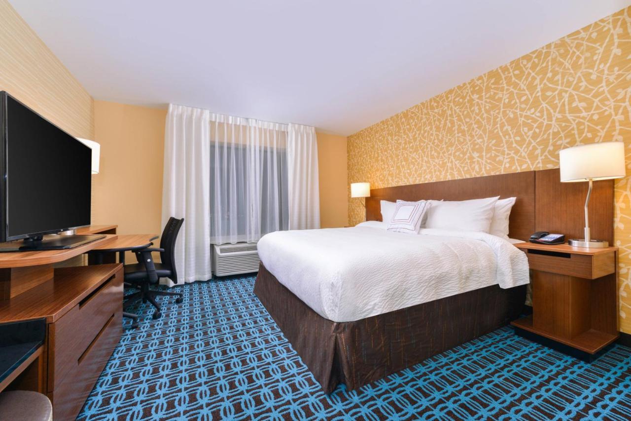 | Fairfield Inn & Suites by Marriott Coralville
