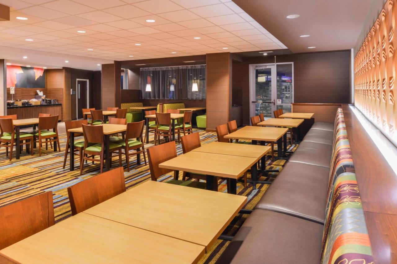 | Fairfield Inn & Suites by Marriott Coralville
