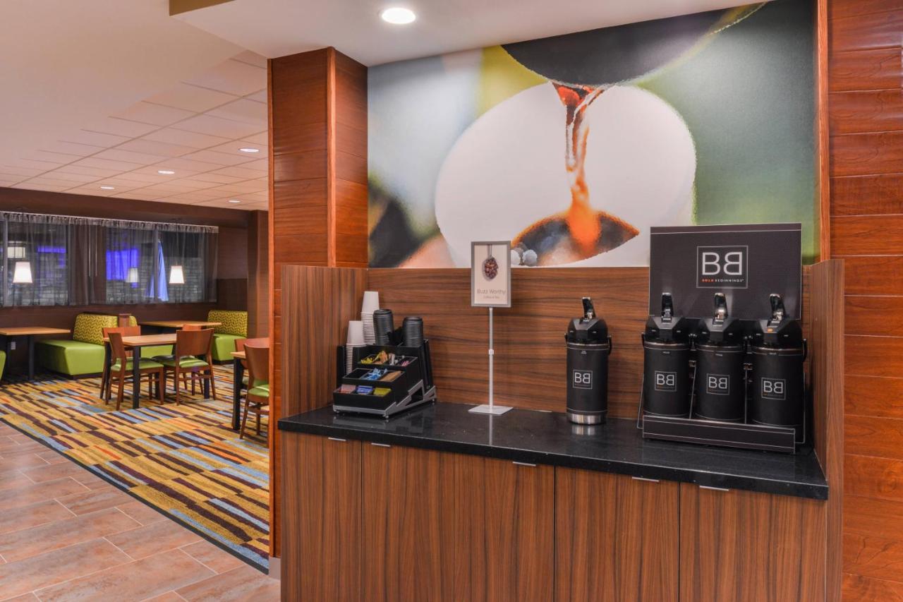 | Fairfield Inn & Suites by Marriott Coralville