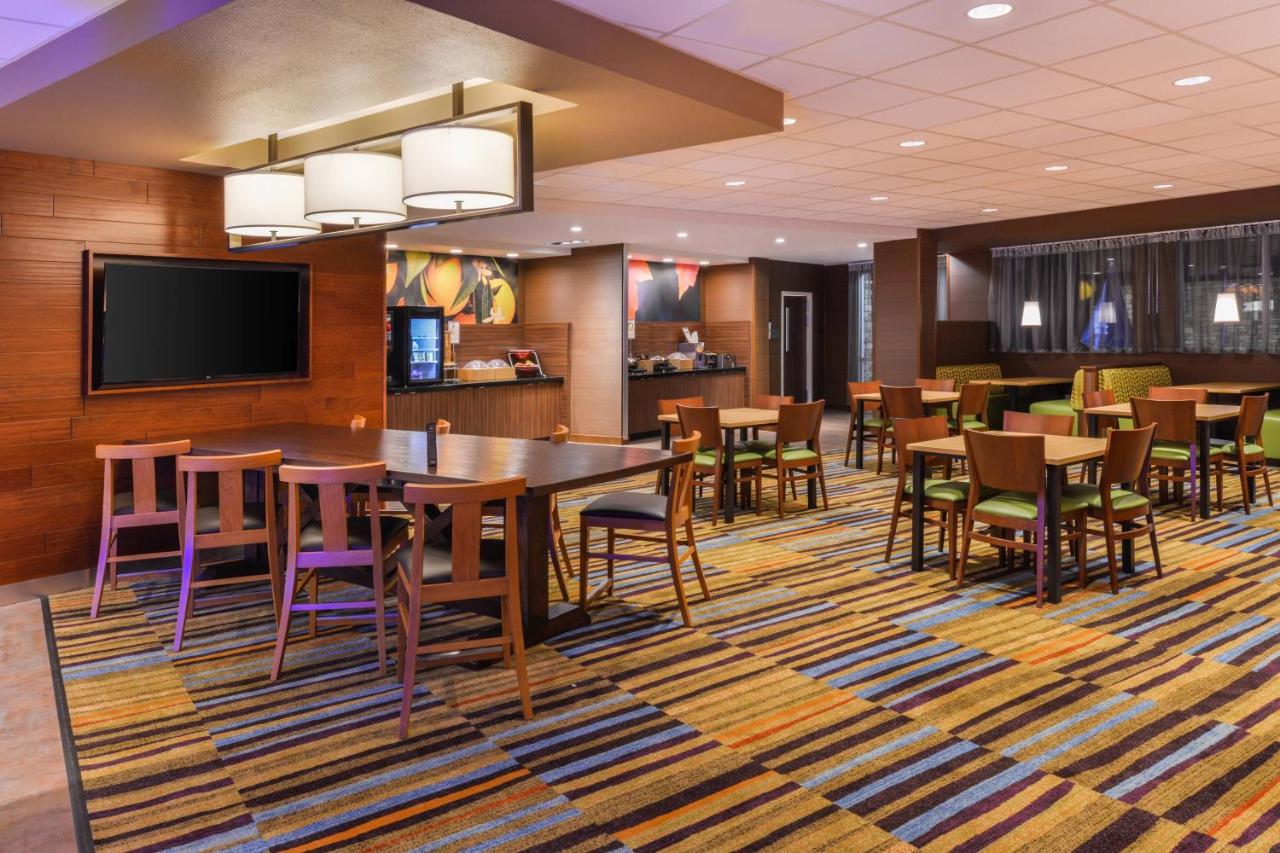 | Fairfield Inn & Suites by Marriott Coralville