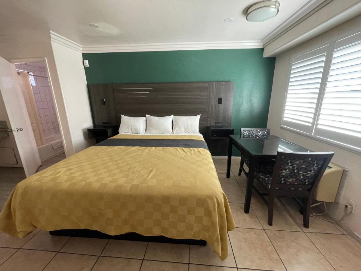 | Diamond Inn