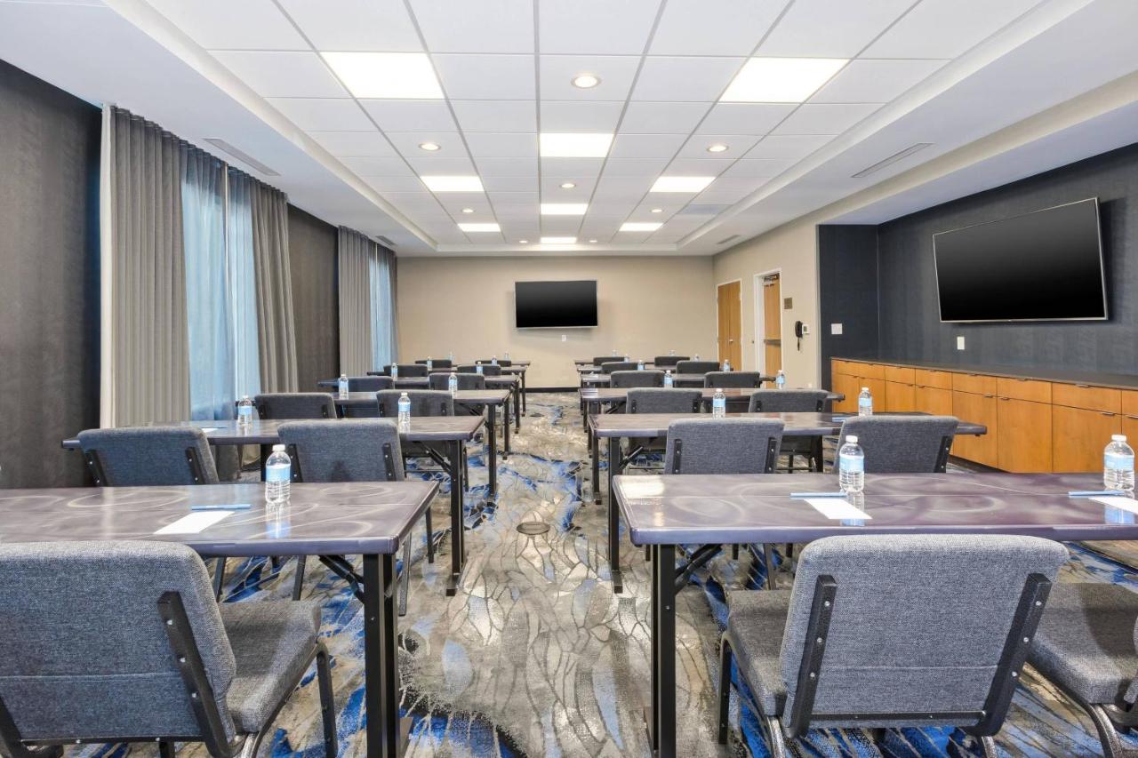 | Fairfield Inn & Suites by Marriott Cincinnati Airport South/Florence