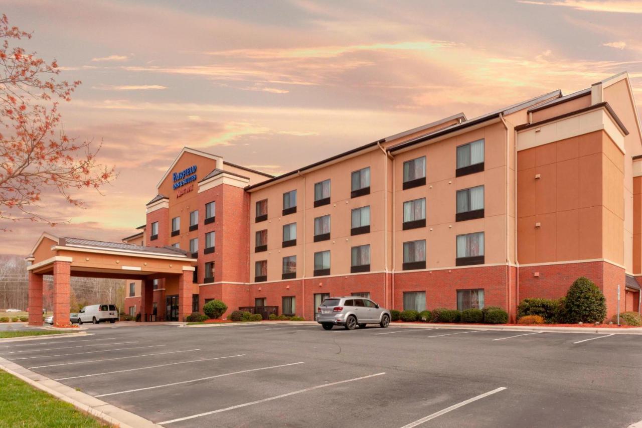  | Fairfield Inn & Suites by Marriott Charlotte Matthews