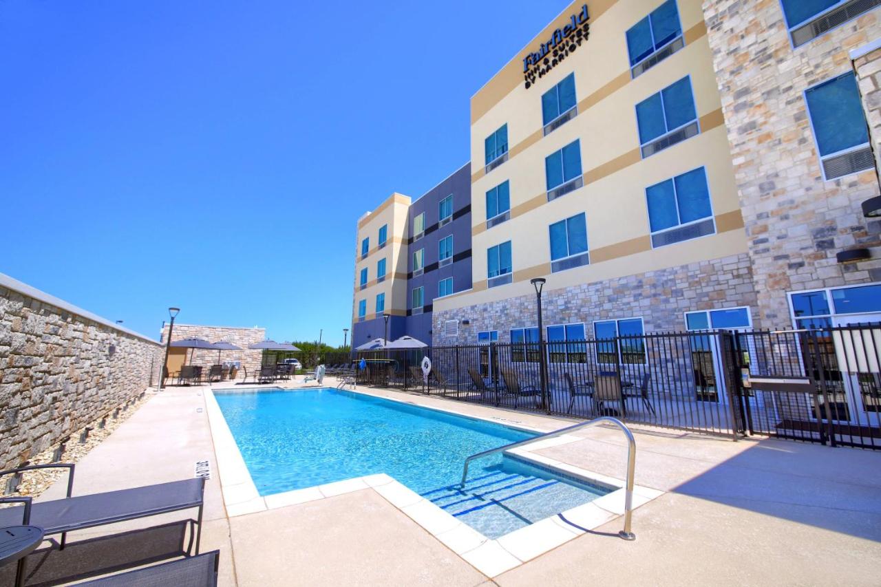  | Fairfield Inn & Suites by Marriott Dallas Cedar Hill