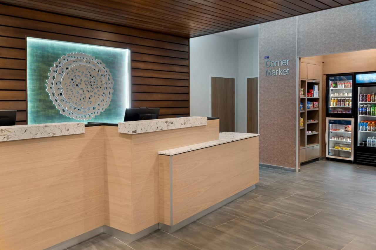 | Fairfield Inn & Suites Charlotte Monroe