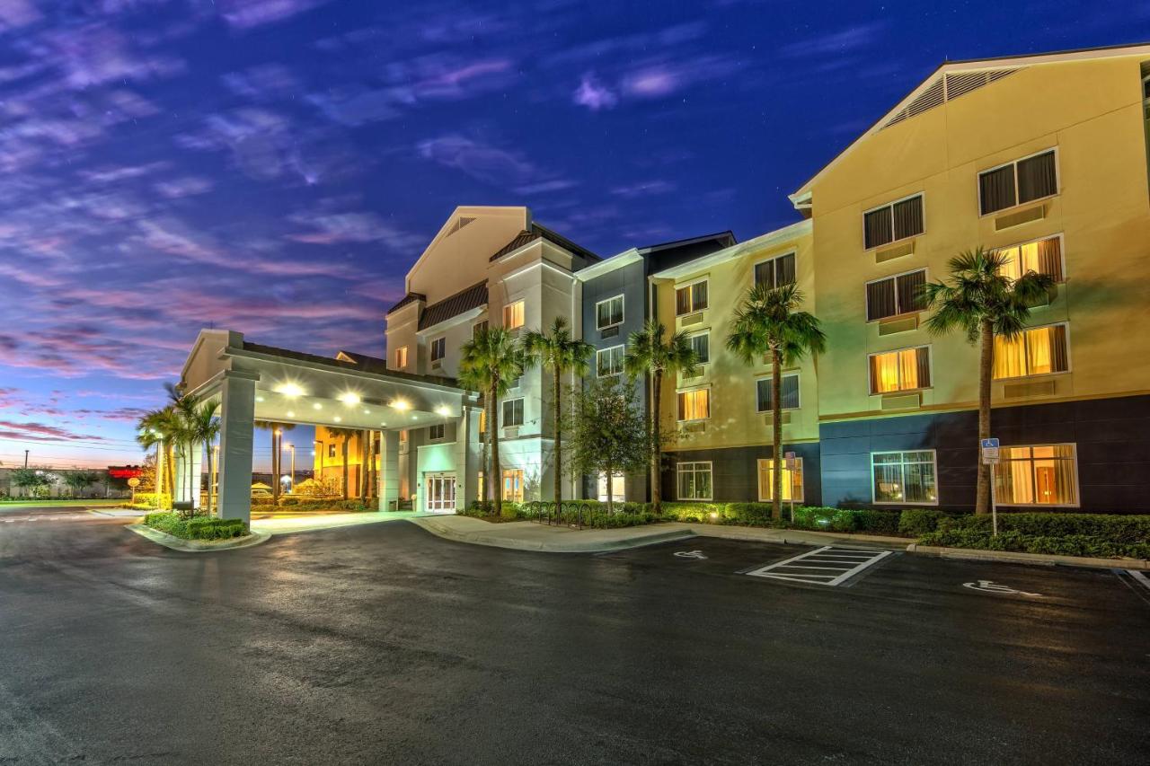 | Fairfield Inn & Suites by Marriott Naples