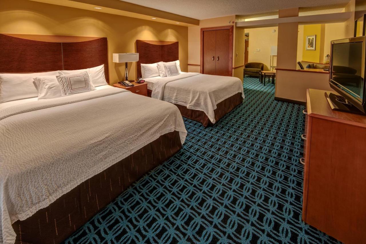 | Fairfield Inn & Suites by Marriott Naples