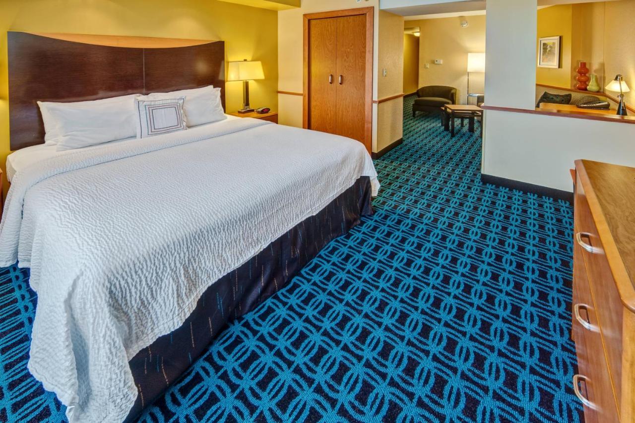| Fairfield Inn & Suites by Marriott Naples
