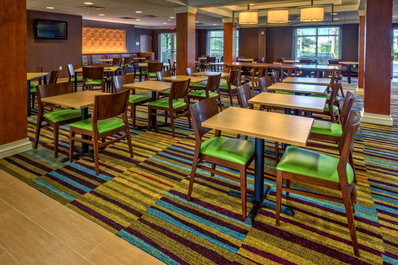 | Fairfield Inn & Suites by Marriott Naples