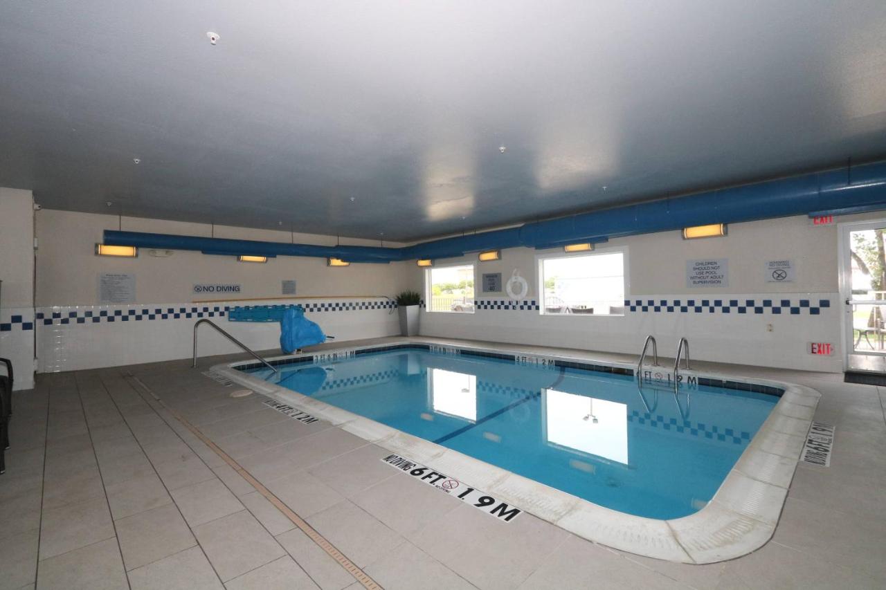 | Fairfield Inn & Suites by Marriott Dallas Lewisville