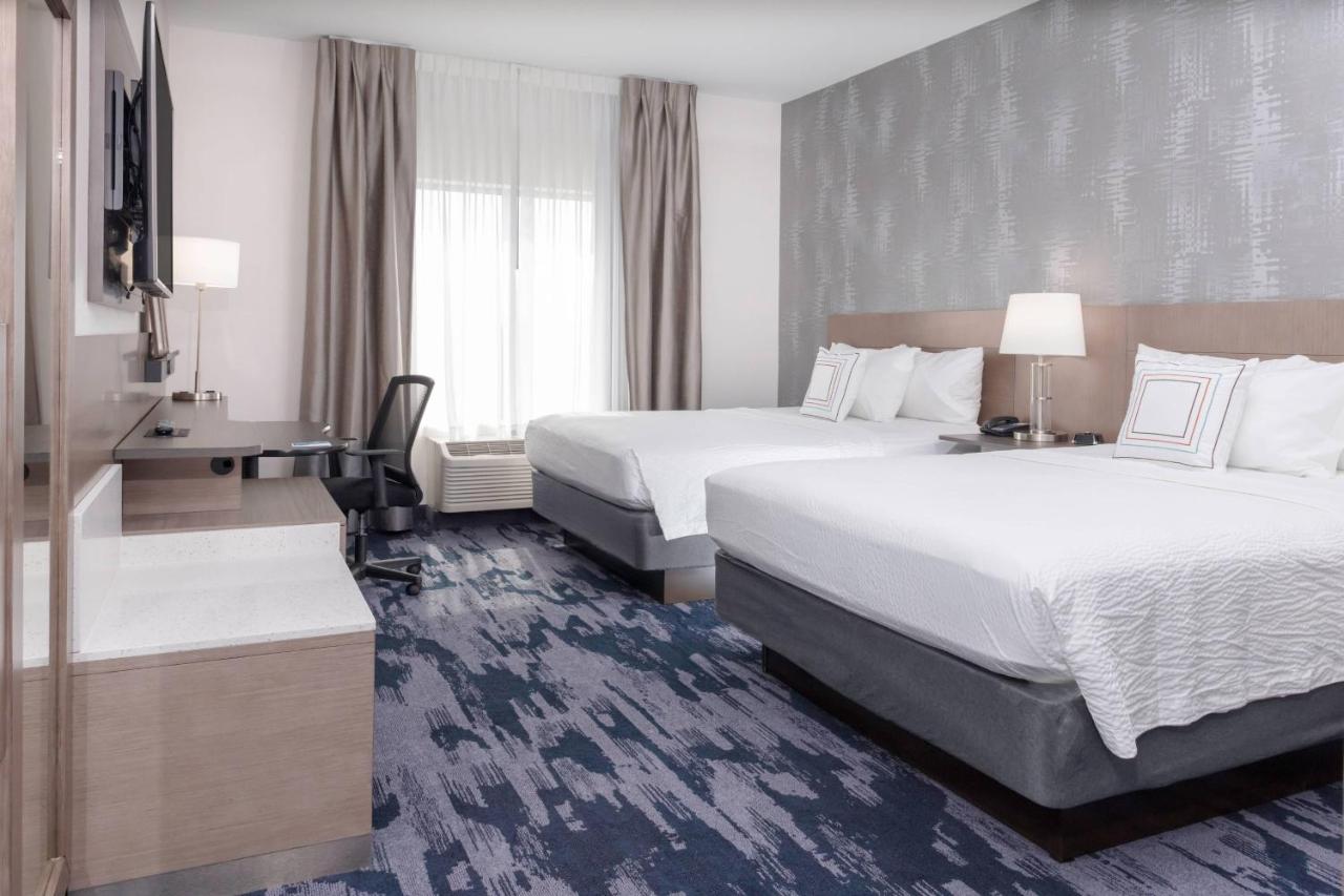 | Fairfield Inn & Suites Charlotte Pineville