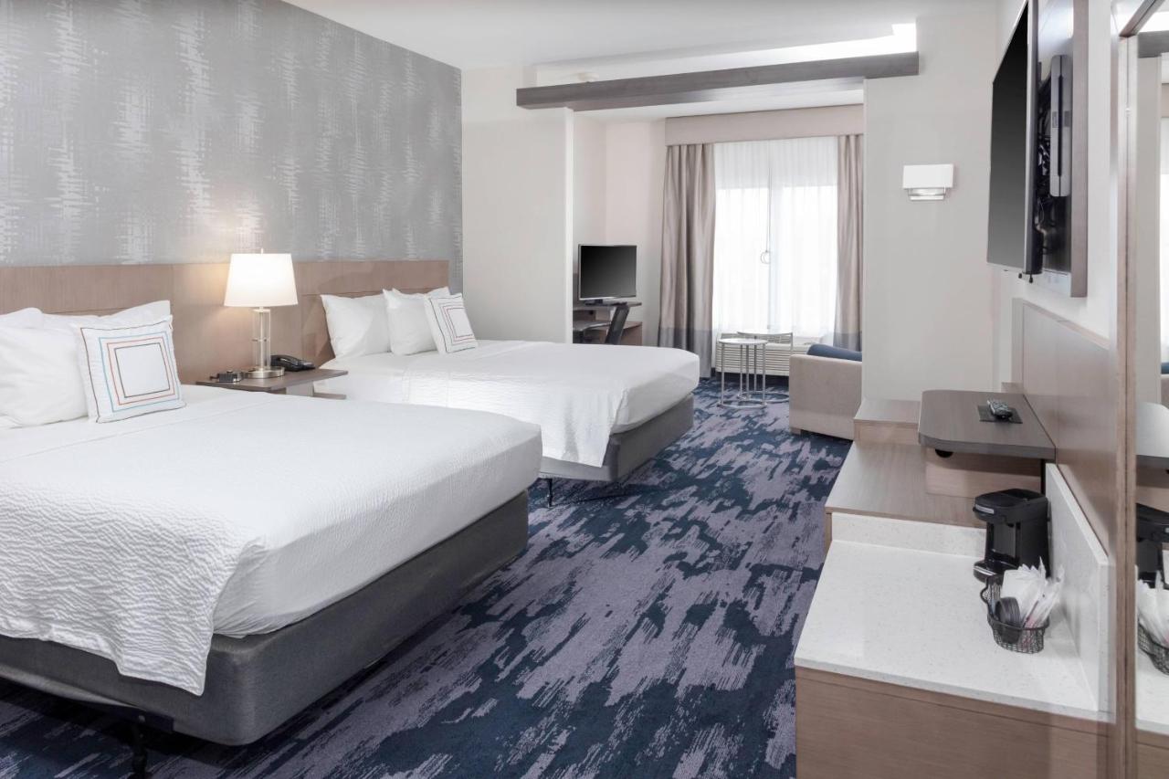 | Fairfield Inn & Suites Charlotte Pineville