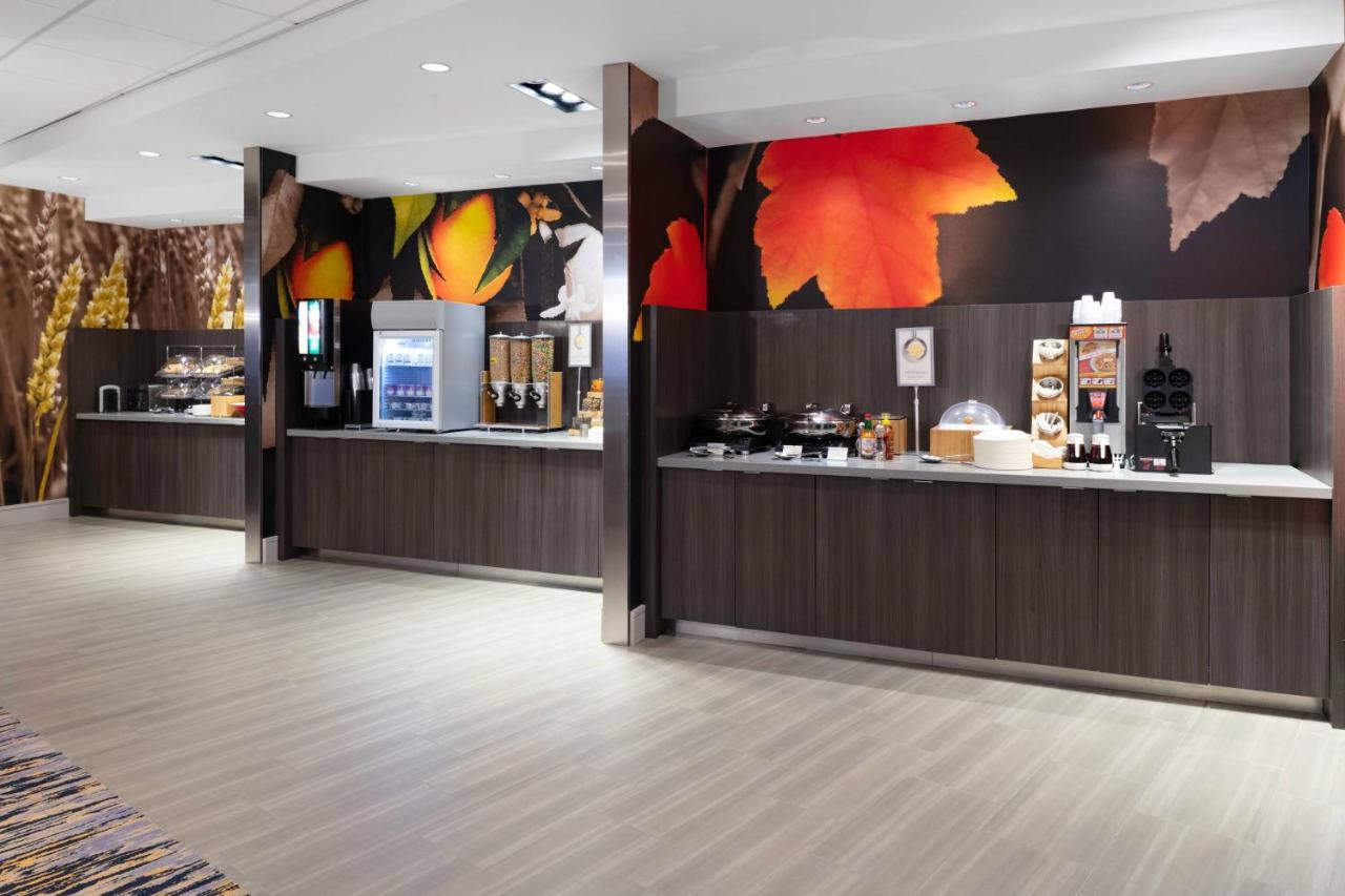 | Fairfield Inn & Suites Charlotte Pineville