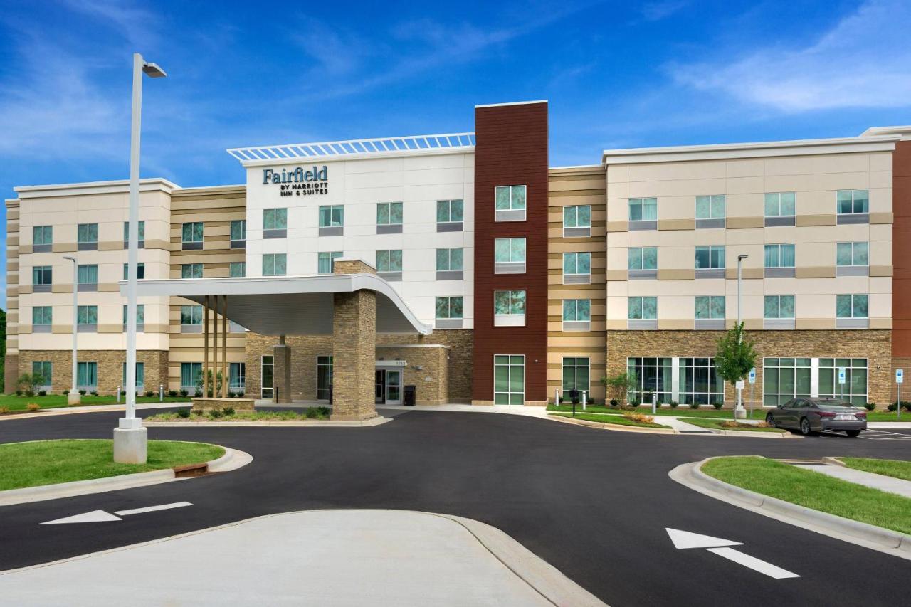 | Fairfield by Marriott Inn & Suites Statesville