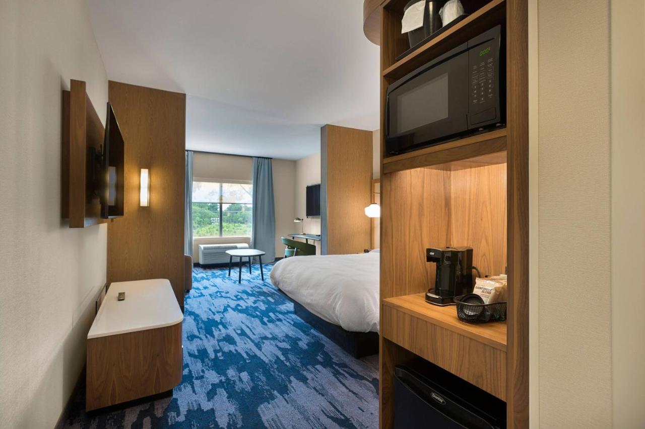 | Fairfield by Marriott Inn & Suites Statesville