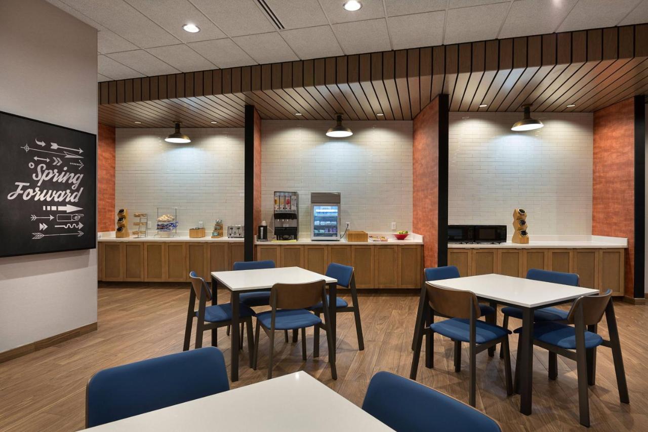 | Fairfield by Marriott Inn & Suites Statesville