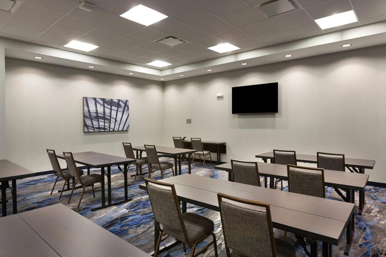 | Fairfield by Marriott Inn & Suites Statesville