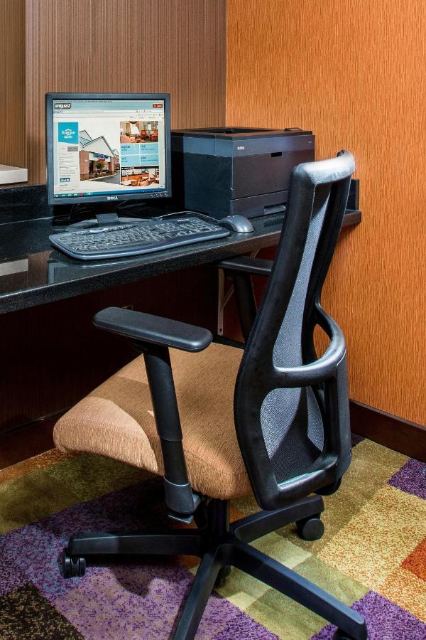 | Fairfield Inn & Suites by Marriott Dayton South