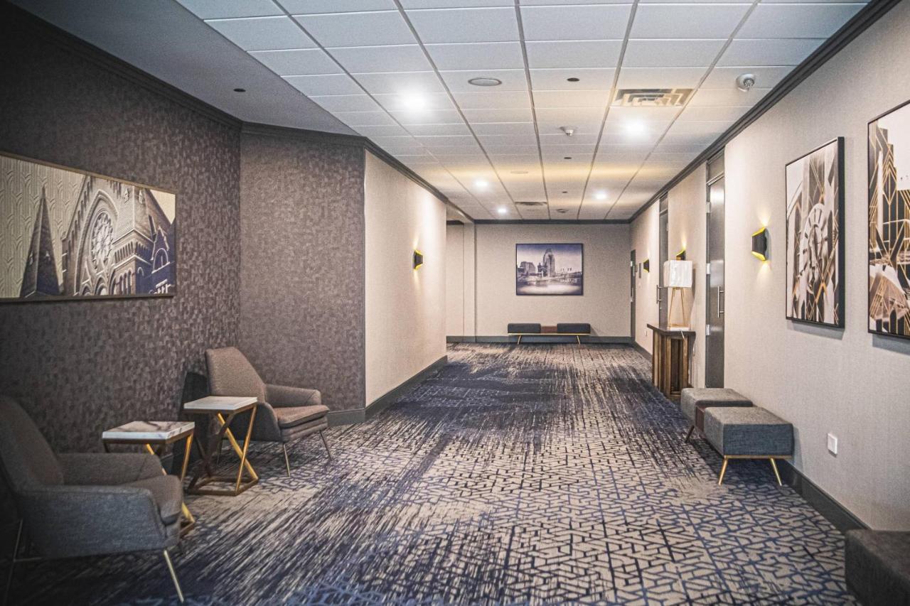 | Delta Hotels by Marriott Cincinnati Sharonville