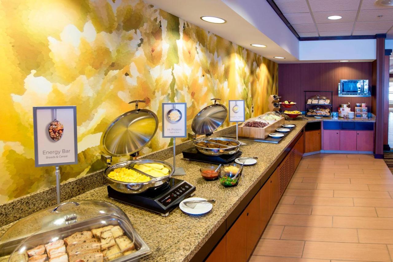 | Fairfield Inn & Suites by Marriott Wausau