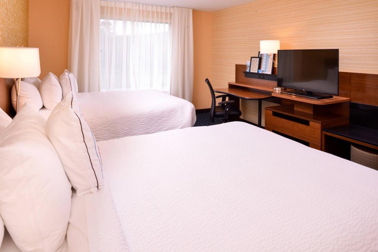 | Fairfield Inn & Suites by Marriott Plymouth White Mountains