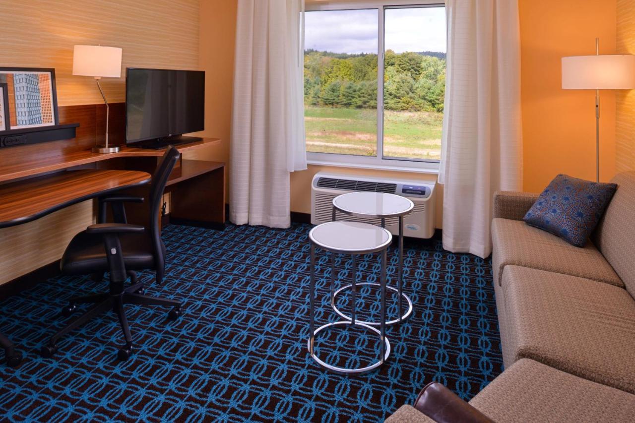 | Fairfield Inn & Suites by Marriott Plymouth White Mountains