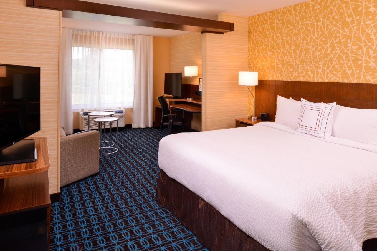 | Fairfield Inn & Suites by Marriott Plymouth White Mountains
