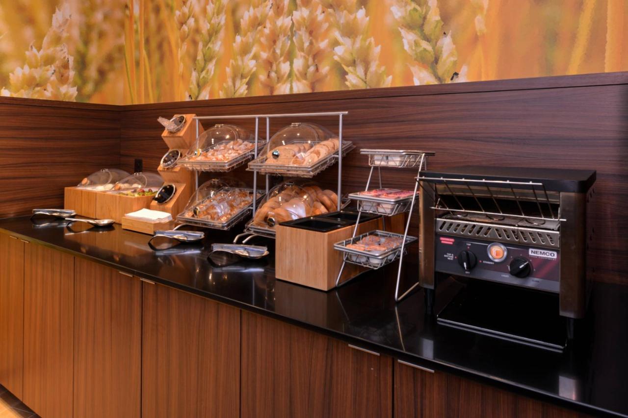 | Fairfield Inn & Suites by Marriott Plymouth White Mountains