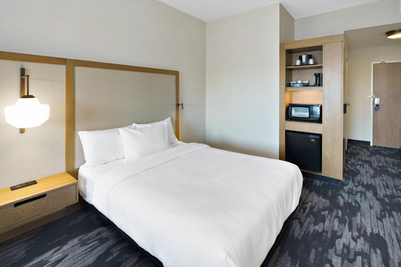 | Fairfield Inn & Suites Columbus New Albany