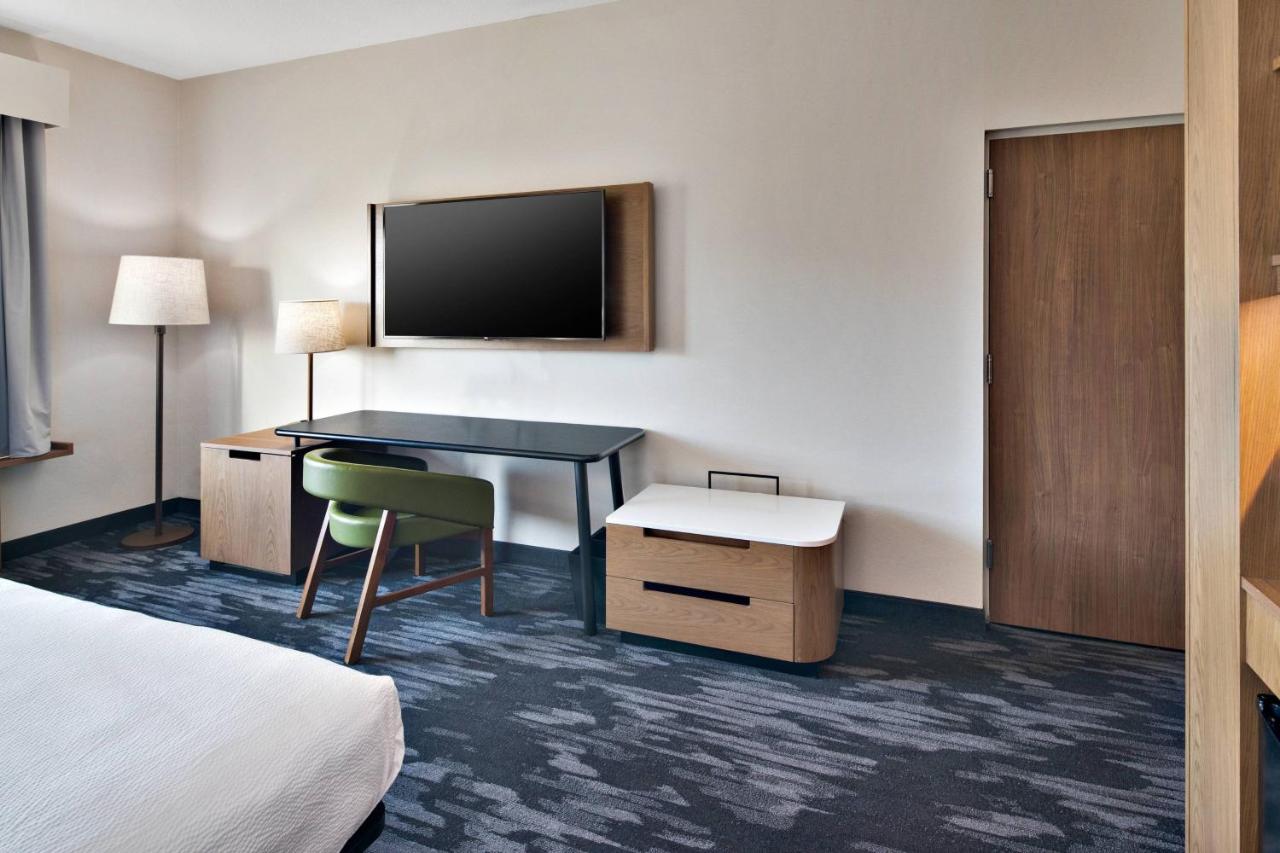 | Fairfield Inn & Suites Columbus New Albany